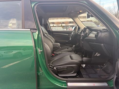 Used 2023 MINI Cooper S image 30