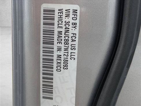 Used 2022 Jeep Compass Latitude FWD image 23