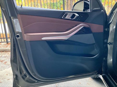 Used 2023 BMW X5 sDrive40i w/ Premium Package image 21