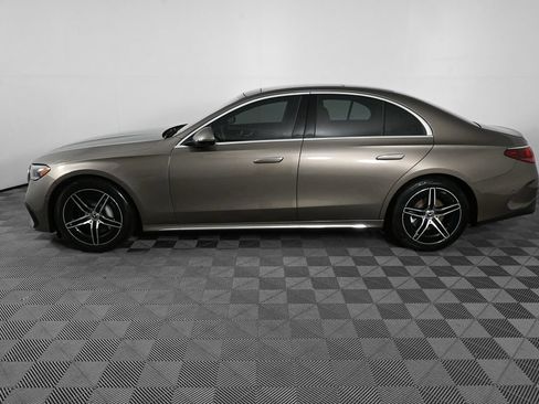 Certified 2025 Mercedes-Benz E 350 4MATIC Sedan image 3