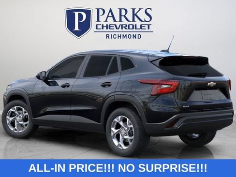 New 2026 Chevrolet Trax LS w/ LS Convenience Package FWD image 6