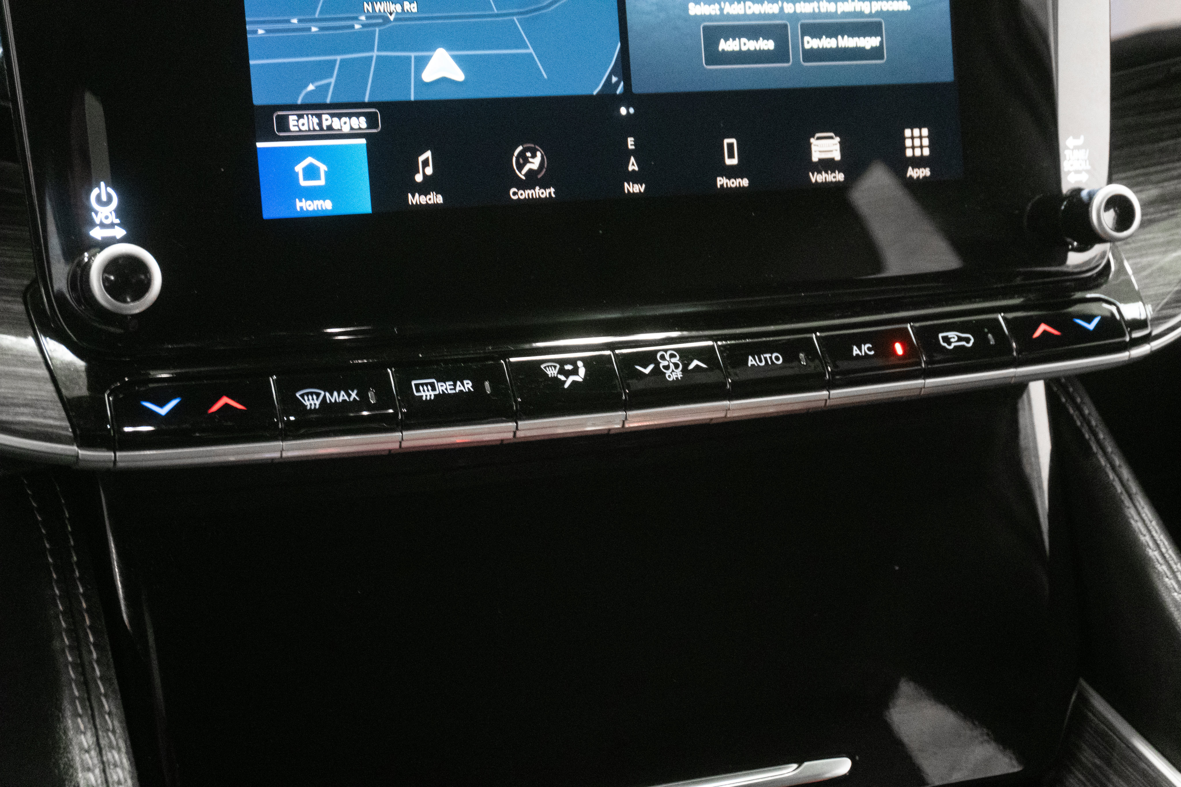 Used 2022 Jeep Wagoneer Series III w/ Rear Seat Video Group 1 AWD/4WD image 24