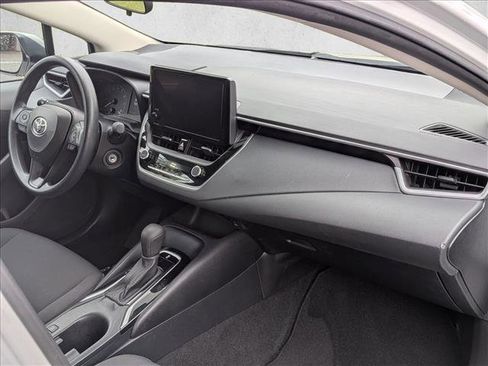 Used 2023 Toyota Corolla LE image 19