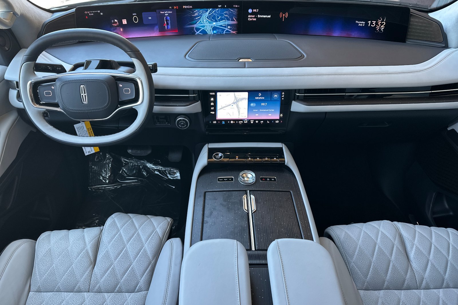 New 2026 Lincoln Navigator L Black Label AWD/4WD image 12