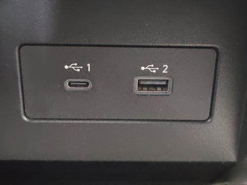 Used 2020 Nissan Titan SV w/ SV Convenience Package image 21