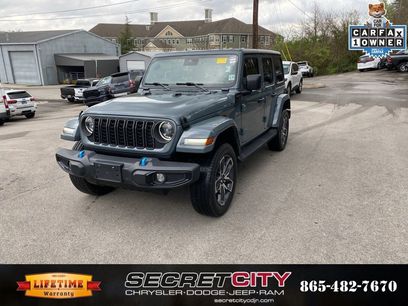 Used 2024 Jeep Wrangler Unlimited w/ Convenience Group
