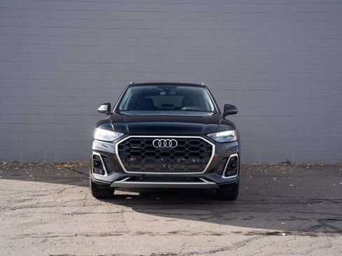 Certified 2025 Audi Q5 2.0T Premium Plus image 10