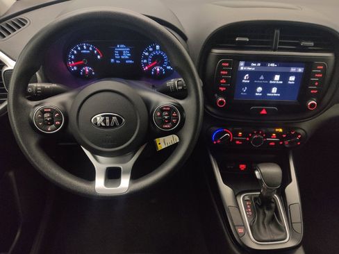 Used 2020 Kia Soul LX image 22