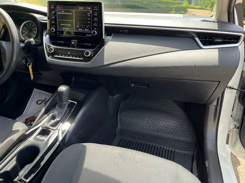 Used 2021 Toyota Corolla LE FWD image 36