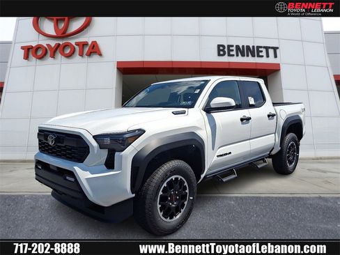 New 2025 Toyota Tacoma TRD Off-Road image 1