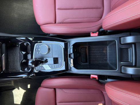Used 2024 BMW X3 sDrive30i w/ M Sport Package RWD image 20