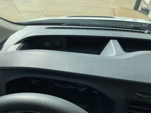 New 2025 Ford Transit 350 XL image 15