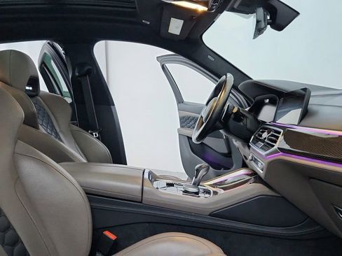 Used 2021 BMW X6 M w/ Competition Package image 28