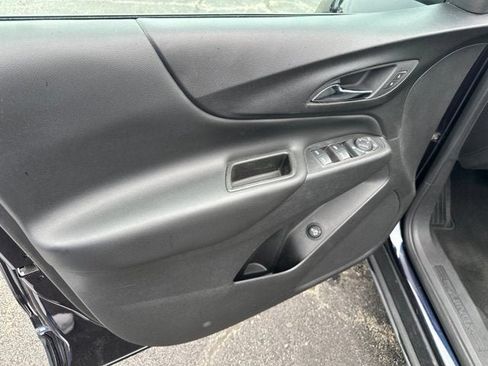 Used 2020 Chevrolet Equinox LT AWD/4WD image 12