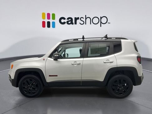 Used 2018 Jeep Renegade Trailhawk w/ Cold Weather Group II image 2