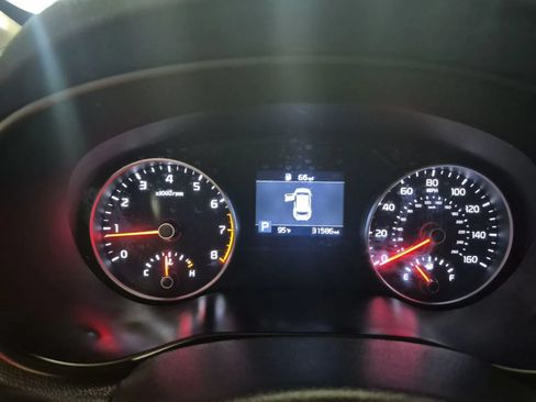 Used 2020 Kia Sportage LX FWD image 10