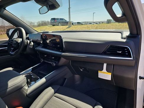 New 2026 Chevrolet Suburban LS w/ Max Trailering Package RWD image 29