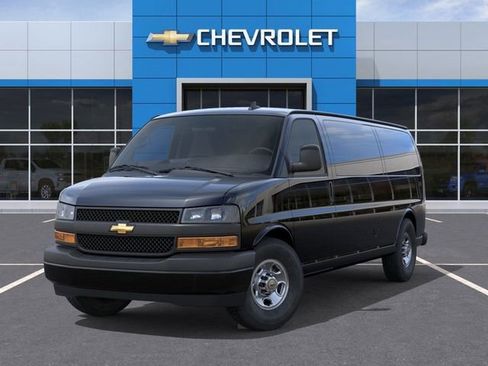 New 2026 Chevrolet Express 3500 Work Van w/ Driver Convenience Package image 7
