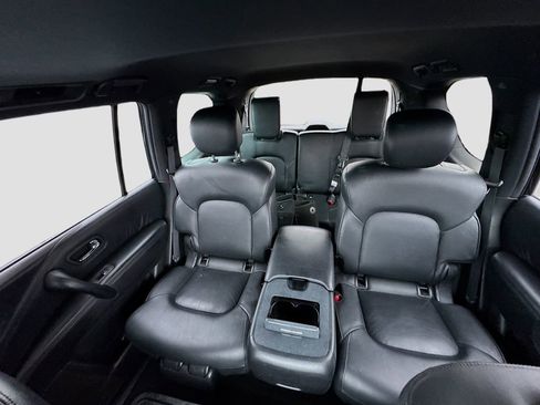 Used 2023 Nissan Armada SL w/ Midnight Edition Package image 28