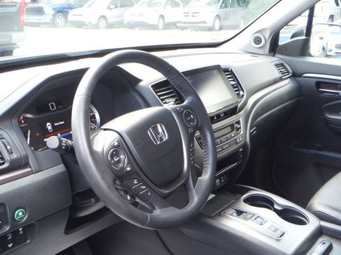 Used 2023 Honda Ridgeline RTL-E image 16