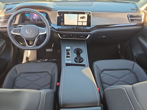 New 2026 Volkswagen Atlas SE image 12