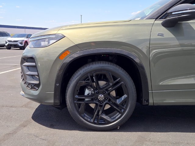 New 2026 Volkswagen Tiguan SE R-Line FWD image 5