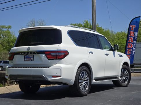 Used 2024 Nissan Armada SL w/ Captain's Chairs Package AWD/4WD image 19