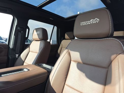 Used 2023 Chevrolet Tahoe High Country image 42