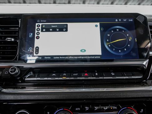 Used 2024 Chevrolet Silverado 1500 LT w/ Z71 Off-Road Package image 20