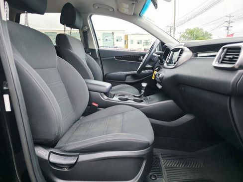 Used 2020 Kia Sorento LX w/ LX I4 Convenience Package FWD image 18