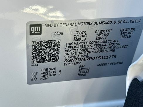 New 2026 Chevrolet Equinox EV LT image 25