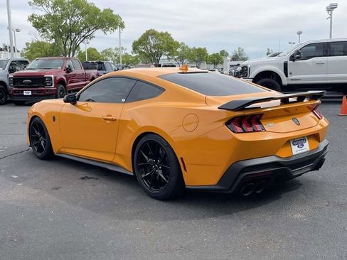 New 2026 Ford Mustang Dark Horse image 4