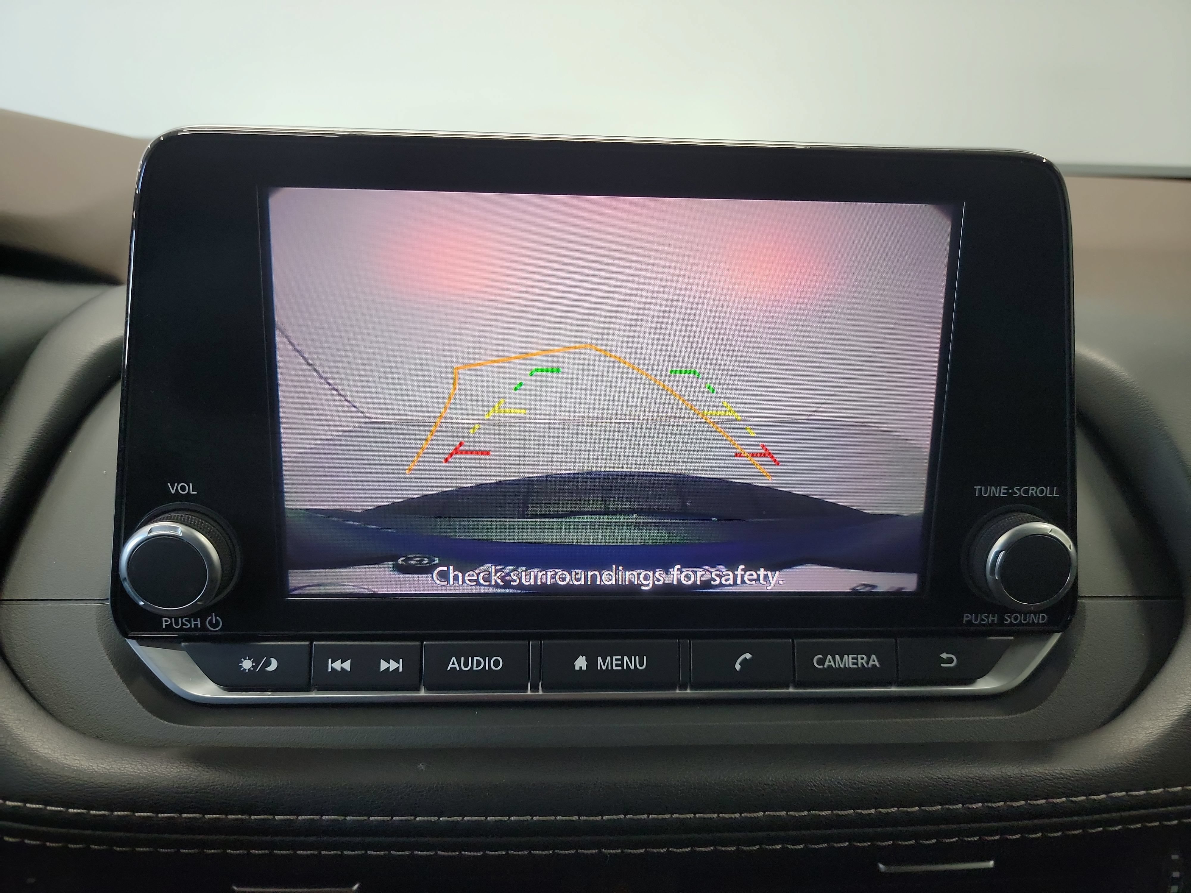 Used 2023 Nissan Rogue S FWD image 23