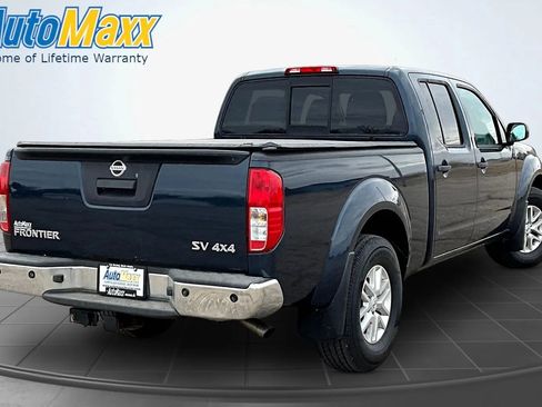 Used 2015 Nissan Frontier SV w/ SV Value Truck Package AWD/4WD image 6