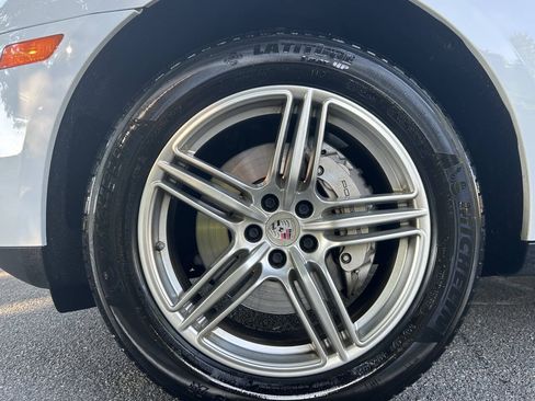 Used 2018 Porsche Macan S AWD/4WD image 44