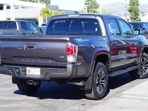 Used 2021 Toyota Tacoma TRD Sport image 7