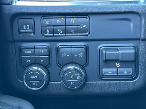 New 2026 Chevrolet Tahoe High Country AWD/4WD image 29
