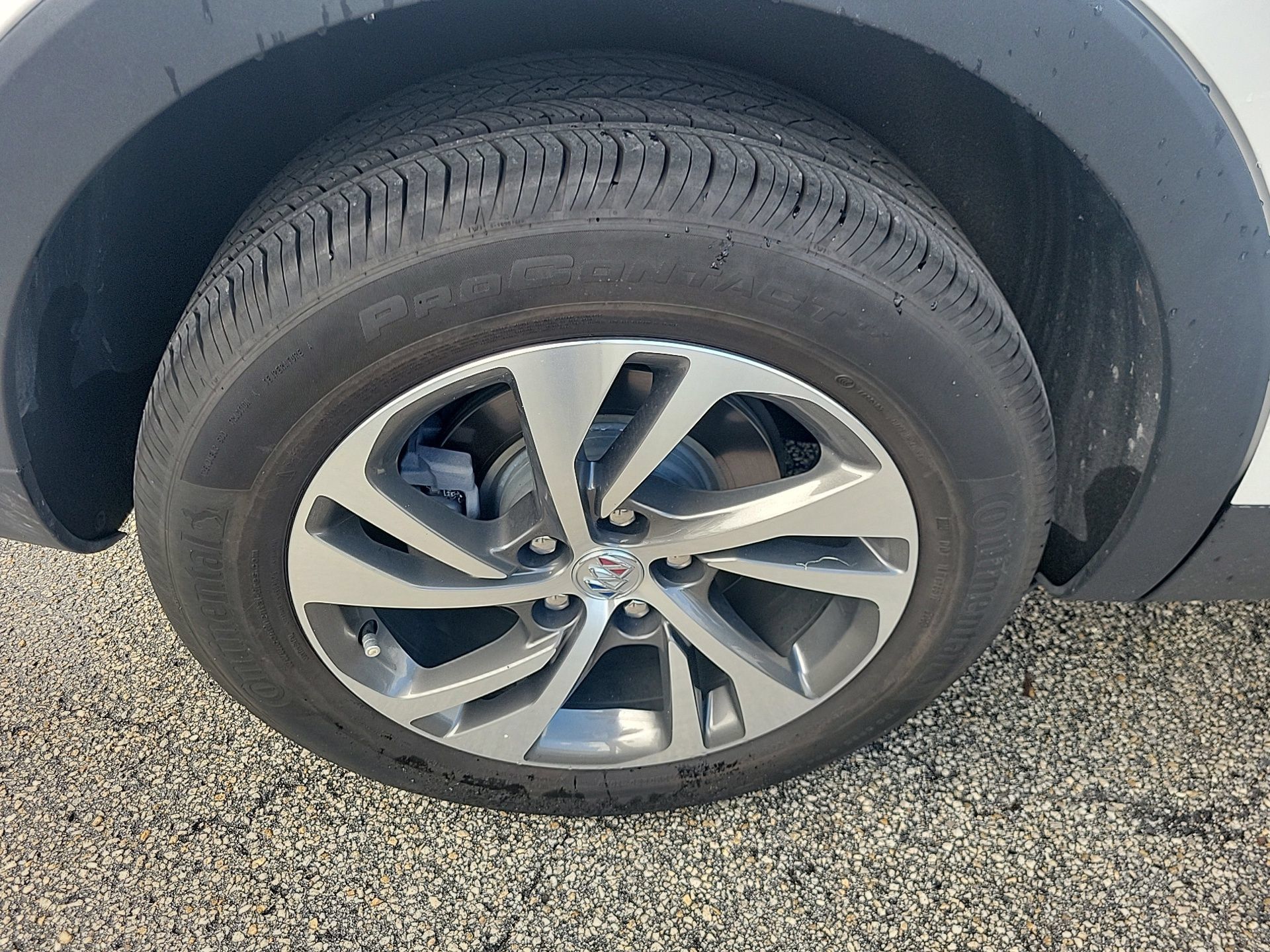 Used 2023 Buick Envision Essence AWD/4WD image 7