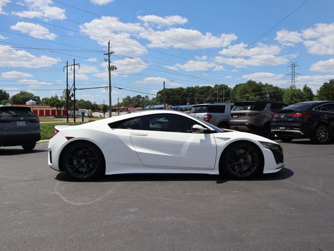 Used 2018 Acura NSX AWD/4WD image 22