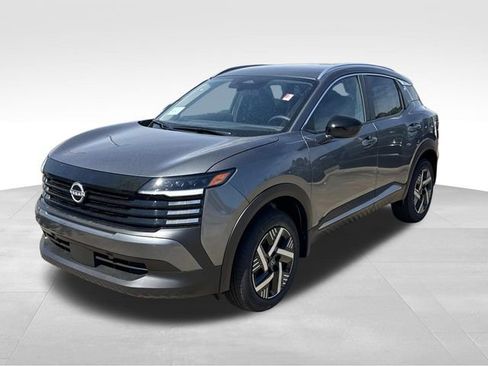 New 2026 Nissan Kicks SV FWD image 3