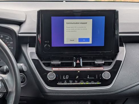 Certified 2025 Toyota Corolla SE FWD image 15