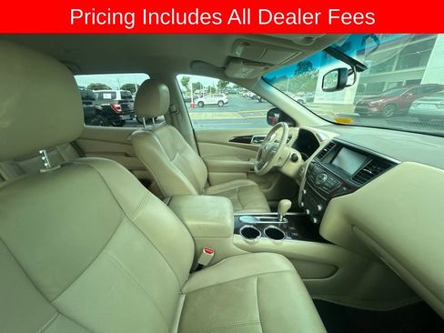 Used 2015 Nissan Pathfinder SL FWD image 3