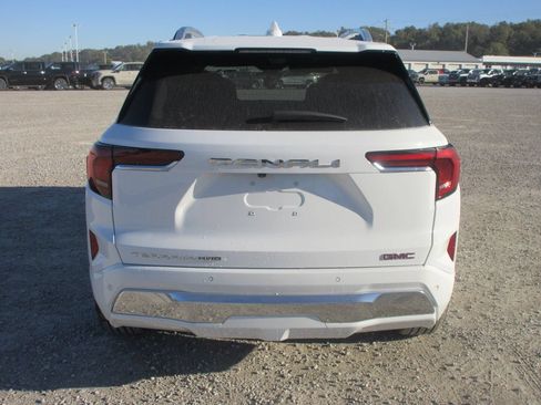 New 2026 GMC Terrain Denali AWD/4WD image 5