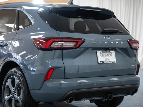 Certified 2023 Ford Escape ST-Line Select w/ Tech Pack #2 image 6
