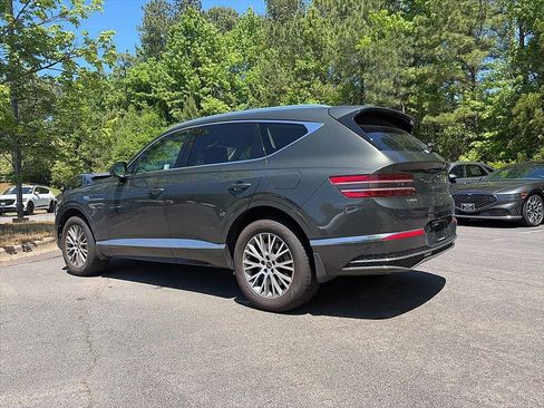 Used 2025 Genesis GV80 2.5T Standard AWD/4WD image 3