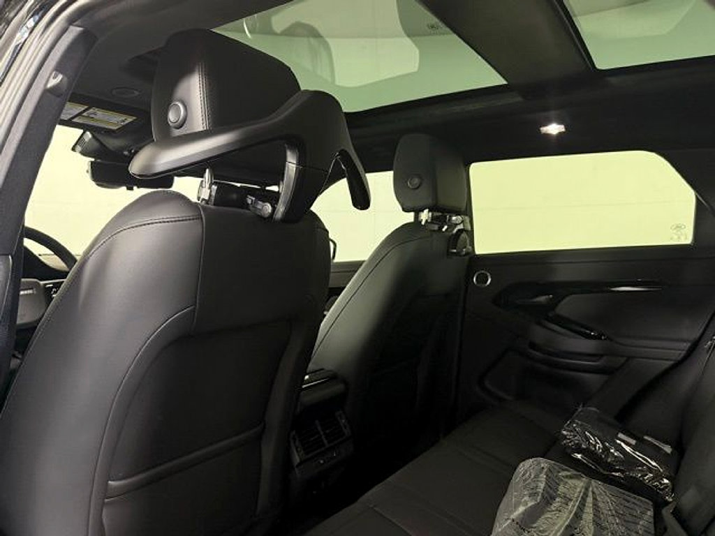New 2026 Land Rover Range Rover Evoque S AWD/4WD image 18