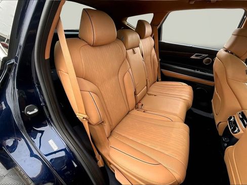 Used 2023 Genesis GV80 2.5T w/ Prestige Package image 27