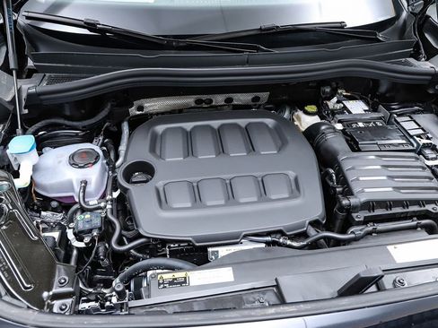 New 2026 Volkswagen Tiguan SE AWD/4WD image 67