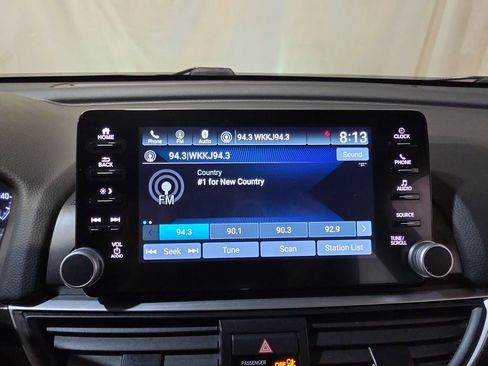 Used 2022 Honda Accord Sport image 12