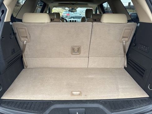 Used 2012 GMC Acadia Denali image 12